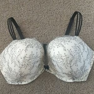Victoria's Secret Very Sexy Push Up 40DD